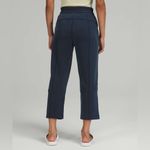 Lululemon Softstreme High-Rise Straight Leg Crop True Navy sz6 Photo 2
