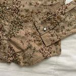 Axes Femme Tan floral snap western shirt with a boho vibe Size M Photo 2