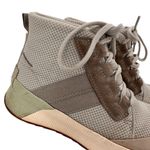Sorel  Women's Out N About III Grey Mid Sneaker Size 7.5 Photo 1