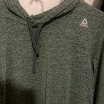 Reebok Green hoodie Photo 2