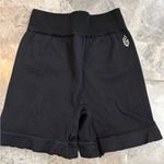 Free People Movement  short Photo 0