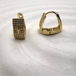 Earrings‎ triangle ear clips Gold Photo 2