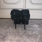 Carlos Santana Heels Photo 2