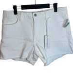Just Black Nwt  White Denim Frayed Shorts Photo 0