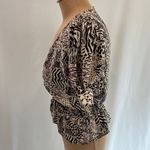 Topshop ‎ Animal Print Ruched Short Sleeve Crop Top Photo 4