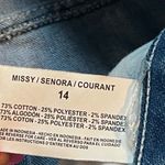 Nine West  American Vintage Denim Mini Skirt Medium Wash Stretch Mid Rise Sz 14 Photo 6