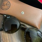 Ray-Ban Sunglasses Photo 4