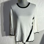 Investments  Sweater - Size M Photo 0