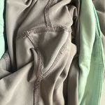 Lululemon grey green 3/4 pants yoga gym activewear Size 4 athleisure dance Photo 7