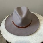 Roxy  100% Wool Felt Fedora Hat Gray with Brown Band Size S/M Western Boho Indie Photo 3
