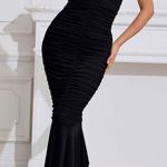 Black mermaid dress Size M Photo 1