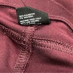 Hue  Curvy High Waist Ultra Soft Maroon Leggings Women’s Small Photo 4