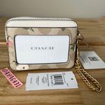 Coach Card Case Photo 1