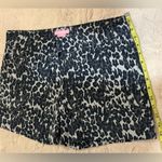 Isaac Mizrahi Leopard Print Women's Shorts in size 8 •  Photo 2
