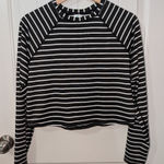 Kona Sol NWT  Women's Striped Crop Long Sleeve SPF 50+ Medium Black/White Photo 0