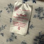 No Boundaries Floral print top in size XL (15-17) •  • Junior Sizing Photo 2