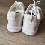 Vionic  Women's Brisk Miles II Sneaker Photo 1