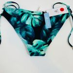 Cupshe NWT  tropical leaves bikini bottoms. Photo 3