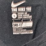 Nike  Men’s T-Shirt Photo 1