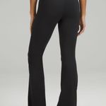 Lululemon Yoga Pants Photo 3