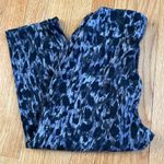 Marika Leggings cropped workout exercise‎ animal print size medium soft capris M Blue Photo 5