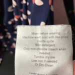 Motherhood Maternity WO SIZE LARGE WRAP DRESS NAVY W/ SALMON AND CREAM DESIGN Photo 5