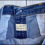 Wrangler  High Rise Medium Wash Jean Shorts Vintage Size 27 See Measurements Photo 4