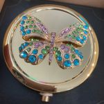 NWT MONET GOLD COMPACT WITH JEWELED BUTTERFLY Photo 6