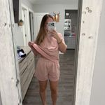 Amazon  Set Two-Piece Photo 1