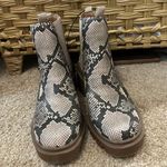 Universal Threads Boots Photo 2