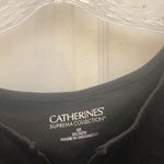Catherines FINAL MARKDOWN Catherine’s notch neck tee 4x Photo 2