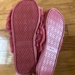 Flora Nikrooz NWT Flora Ladies Criss-Crosd Fluffy Slide Slippers Photo 5