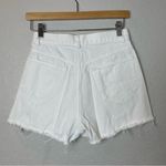 Liz Claiborne  Vintage White Denim High-Waisted Shorts Size 4 Photo 3