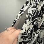 Cara Cara Hart Floral Print Black & White Half Sleeve A Photo 4