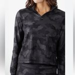 Yogalicious Women's black camo print long sleeve 1/4 zip pullover top. Photo 0