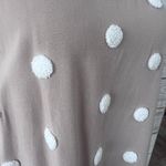 E & M  Tan & White Textured Dot Relaxed Fit Tank Top Photo 2