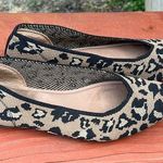 Cushionare Cushionaire Leopard Pointed Toe Flats 7 Photo 0