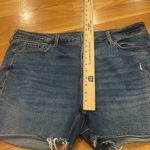 Old Navy  women’s button fly high rise O.G straight jeans short size 18. Photo 2