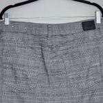American Eagle  Black and White Plaid Mini Skirt Size 14 Preppy Plaid Skirt Photo 6