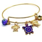 Boutique Beaded Sea Turtle Charm Colorful Bangle Bracelet Photo 2