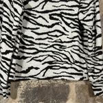 Social Standard By Sanctuary Sweater Woman's Medium Gray Black‎ Puff Sleeve Black Photo 2