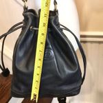 Gucci Navy Blue Leather Drawstring Bucket Shoulder Bag Blue Suede Lining VINTAGE Photo 10