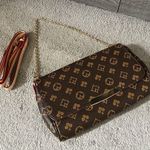 NEW Chic Brown Vegan Leather Gold Chained Fashion Bag Photo 2