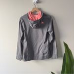 The North Face Gray and Pink Hoodie Kangaroo Pocket Long Sleeve Hood Outdoors M Photo 3