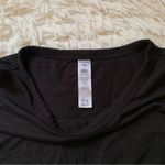 Alo Yoga  Cover Tank in Black Photo 5