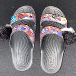 Crocs  DISNEY CRUELLA WO size 8 iconic  Comfort Slides WITH POM POM JIBBETS CLEAN Photo 8
