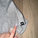 Nike  Gray & White Cropped T-Shirt - Size Medium Photo 3