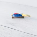 Vintage Brooch / Vintage Pin Ceramic Bird / Parrot Brooch Red Photo 4