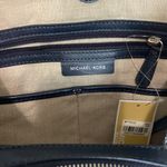 Michael Kors Raven Shoulder Bag Photo 5