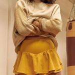 Free People  Movement shorts  size large Build in underwear  Photo 0